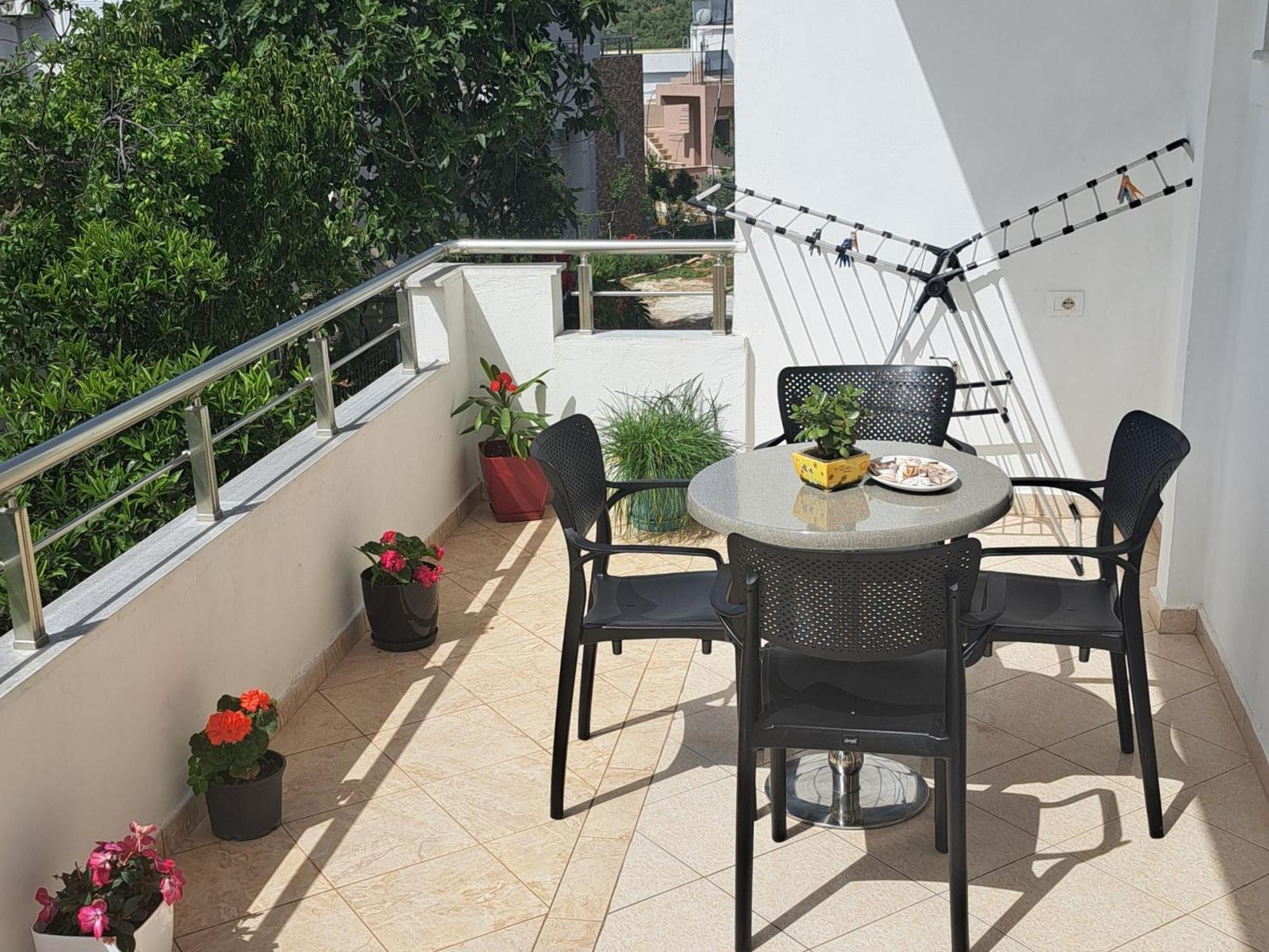 Guesthouse Shehu Ksamil Buitenkant foto